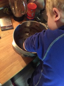 Das beste am Kuchen backen. 